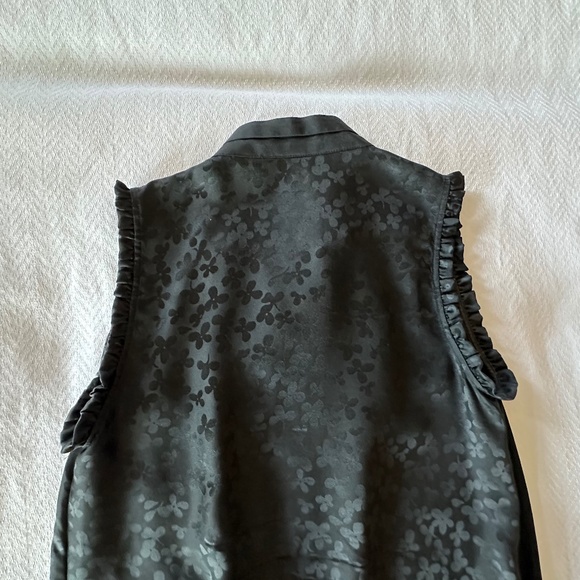 Sleeveless Silk Blouse, Size XS, Black - Picture 14 of 14